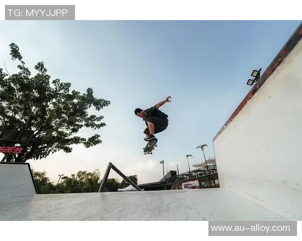 北京极限运动队在世界滑板锦标赛中的逆袭之路与辉煌成就揭秘